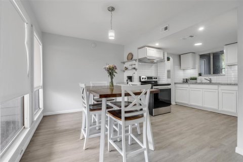 Condo in Orlando, Florida, 3 bedrooms  № 1522869 - photo 4