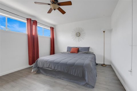 Condo in Orlando, Florida, 3 bedrooms  № 1522869 - photo 9