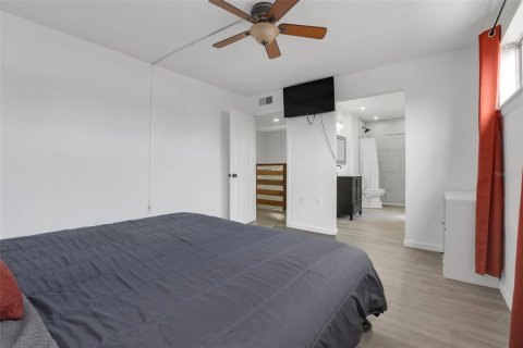 Condo in Orlando, Florida, 3 bedrooms  № 1522869 - photo 10