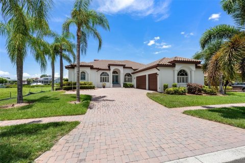 Casa en alquiler en Apollo Beach, Florida, 4 dormitorios, 214.42 m2 № 2266551 - foto 21