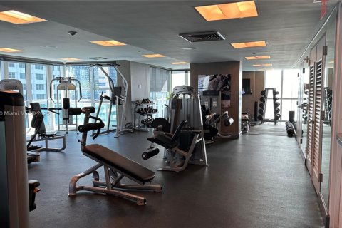 Condo in Miami, Florida, 1 bedroom  № 1709409 - photo 15