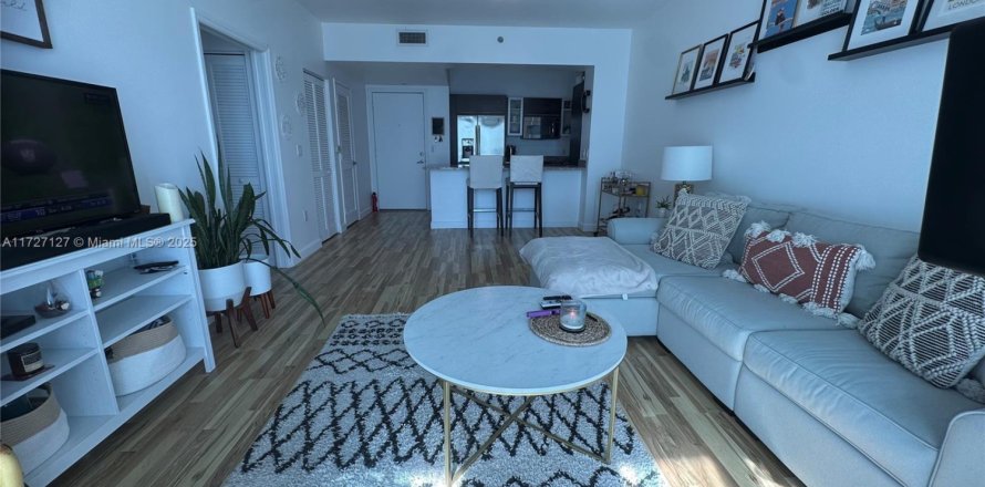 Condo in Miami, Florida, 1 bedroom  № 1709409