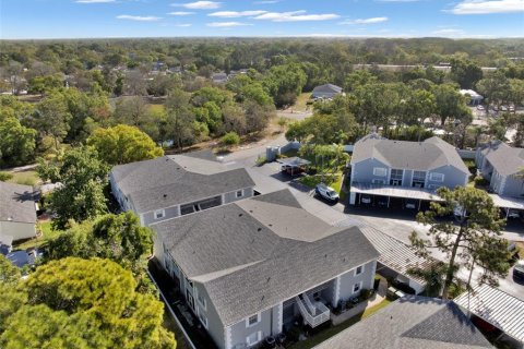 Condo in Hudson, Florida, 2 bedrooms № 2195591 - photo 25