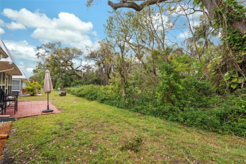 Copropriété à vendre à New Port Richey, Floride: 2 chambres, 77.2 m2 № 1573997 - photo 9