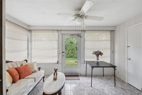 Copropriété à vendre à New Port Richey, Floride: 2 chambres, 77.2 m2 № 1573997 - photo 2