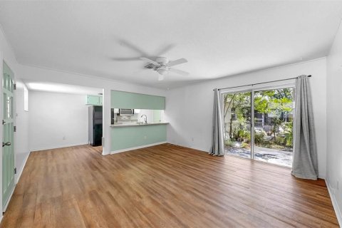 House in Dunedin, Florida 4 bedrooms, 215.81 sq.m. № 1909003 - photo 29