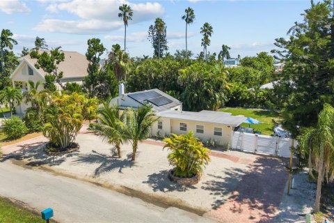 Casa en Longboat Key, Florida 3 dormitorios, 115.38 m2 № 2380657