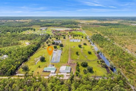 Villa ou maison à vendre à Punta Gorda, Floride: 4 chambres, 238.76 m2 № 2407014 - photo 12