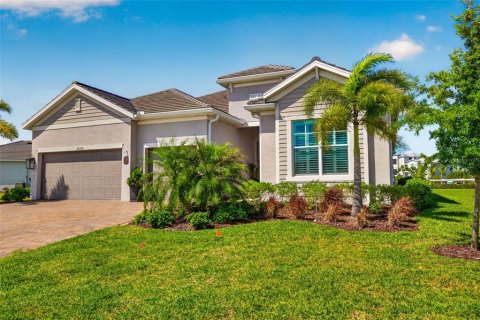 Villa ou maison à vendre à Punta Gorda, Floride: 4 chambres, 228.63 m2 № 2150122 - photo 3