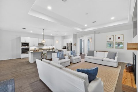 Villa ou maison à vendre à Punta Gorda, Floride: 4 chambres, 228.63 m2 № 2150122 - photo 5