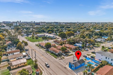 House in Miami, Florida № 1989810 - photo 8