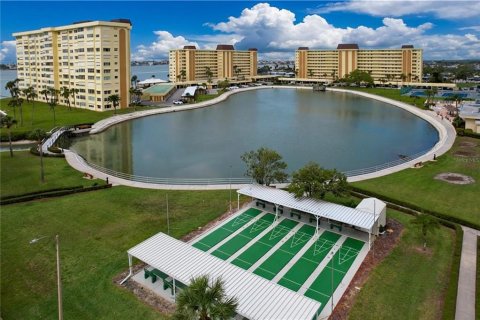 Condominio en venta en Saint Petersburg, Florida, 2 dormitorios, 90.12 m2 № 2148488 - foto 25