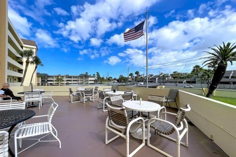 Condominio en venta en Saint Petersburg, Florida, 2 dormitorios, 90.12 m2 № 2148488 - foto 20