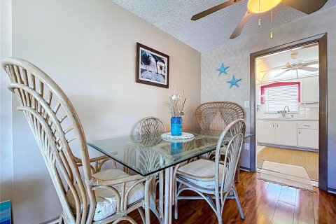 Condominio en venta en Saint Petersburg, Florida, 2 dormitorios, 90.12 m2 № 2148488 - foto 8
