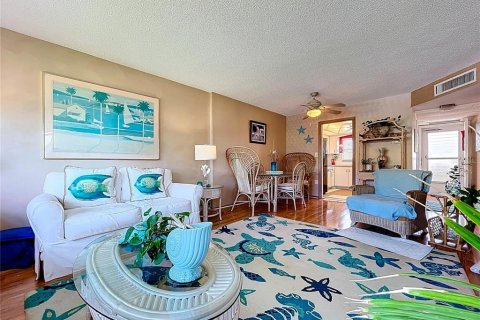 Condominio en venta en Saint Petersburg, Florida, 2 dormitorios, 90.12 m2 № 2148488 - foto 7