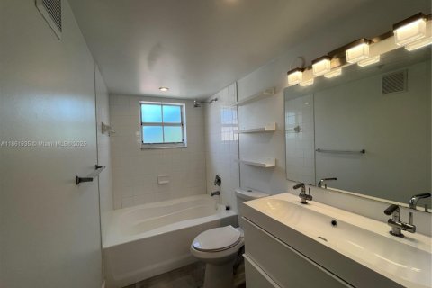 Copropriété à louer à Miramar, Floride: 1 chambre, 61.78 m2 № 1892455 - photo 9