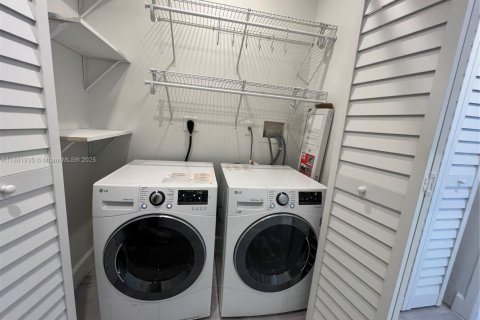 Copropriété à louer à Miramar, Floride: 1 chambre, 61.78 m2 № 1892455 - photo 11
