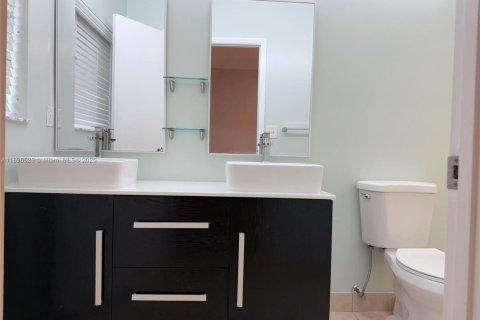 House in Cooper City, Florida 3 bedrooms, 141.03 sq.m. № 1948166 - photo 20