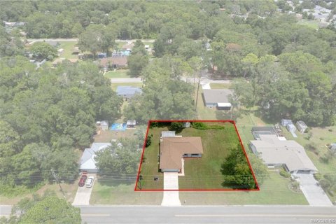 House in Inverness, Florida 3 bedrooms, 122.63 sq.m. № 1855628 - photo 4