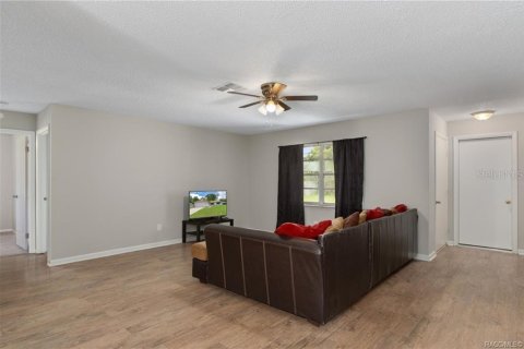 House in Inverness, Florida 3 bedrooms, 122.63 sq.m. № 1855628 - photo 7
