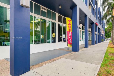 Propiedad comercial en venta en Miami, Florida № 2085000 - foto 14