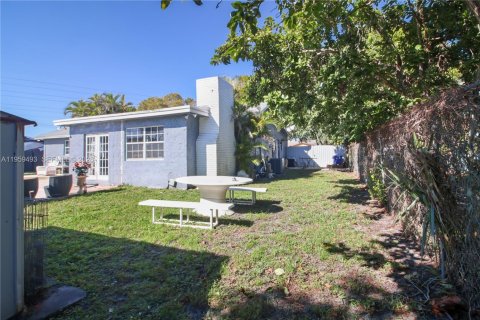 Villa ou maison à vendre à Pembroke Pines, Floride: 3 chambres, 126.72 m2 № 2021945 - photo 24