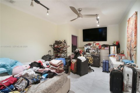 Villa ou maison à vendre à Pembroke Pines, Floride: 3 chambres, 126.72 m2 № 2021945 - photo 21