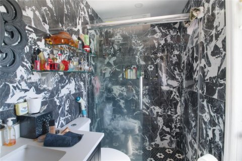 Villa ou maison à vendre à Pembroke Pines, Floride: 3 chambres, 126.72 m2 № 2021945 - photo 19