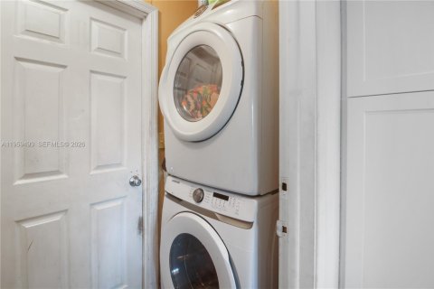 Villa ou maison à vendre à Pembroke Pines, Floride: 3 chambres, 126.72 m2 № 2021945 - photo 20