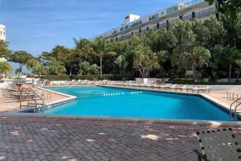 Снять в аренду кондоминиум в Майами, Флорида 2 спальни, 114.18м2, № 1951302 - фото 10