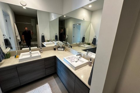 Copropriété à vendre à Miami, Floride: 1 chambre, 77.11 m2 № 2014693 - photo 6