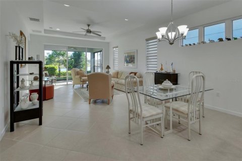 House in DeLand, Florida 2 bedrooms, 153.38 sq.m. № 1717730 - photo 6