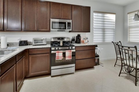 House in DeLand, Florida 2 bedrooms, 153.38 sq.m. № 1717730 - photo 13