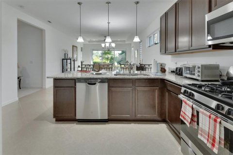 House in DeLand, Florida 2 bedrooms, 153.38 sq.m. № 1717730 - photo 14