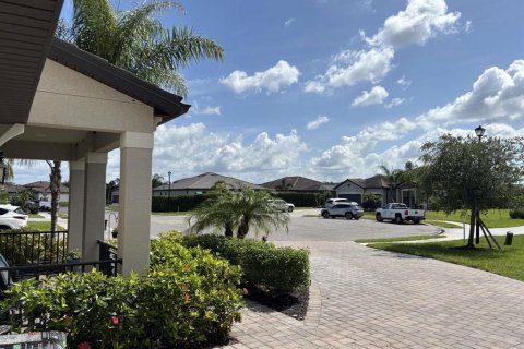 Villa ou maison à vendre à Bradenton, Floride: 5 chambres, 323.76 m2 № 1824183 - photo 3