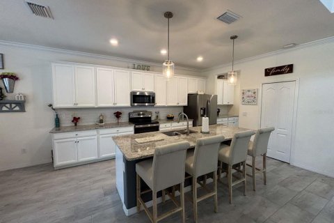 Villa ou maison à vendre à Bradenton, Floride: 5 chambres, 323.76 m2 № 1824183 - photo 9