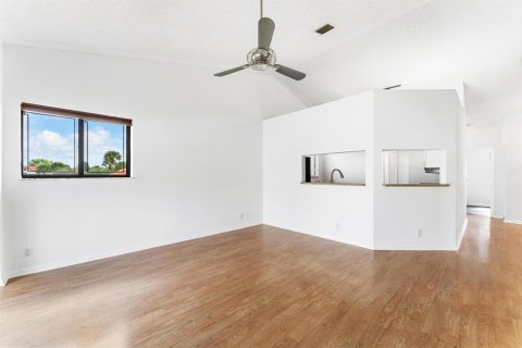 Copropriété à vendre à Boynton Beach, Floride: 3 chambres, 101.82 m2 № 2173523 - photo 6