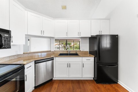 Copropriété à vendre à Boynton Beach, Floride: 3 chambres, 101.82 m2 № 2173523 - photo 10