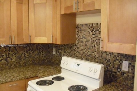 Condominio en venta en Hallandale Beach, Florida, 3 dormitorios, 128.11 m2 № 1862039 - foto 12