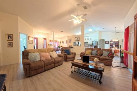 Casa en venta en Ocala, Florida, 4 dormitorios, 214.6 m2 № 1625542 - foto 8