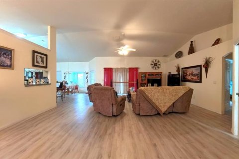 Casa en venta en Ocala, Florida, 4 dormitorios, 214.6 m2 № 1625542 - foto 6