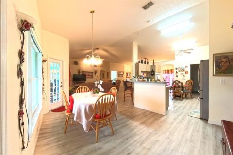 Casa en venta en Ocala, Florida, 4 dormitorios, 214.6 m2 № 1625542 - foto 13