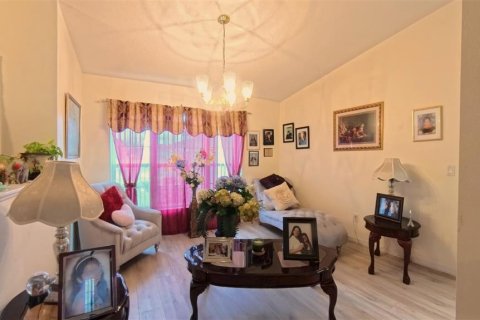 Casa en venta en Ocala, Florida, 4 dormitorios, 214.6 m2 № 1625542 - foto 9