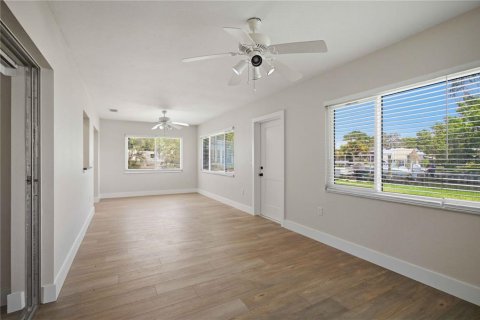 Casa en venta en Palmetto, Florida, 2 dormitorios, 130.43 m2 № 2226420 - foto 21