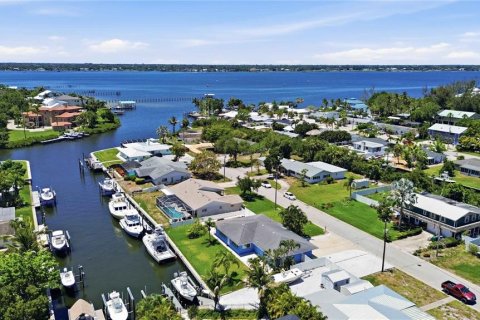 Casa en venta en Palmetto, Florida, 2 dormitorios, 130.43 m2 № 2226420 - foto 4