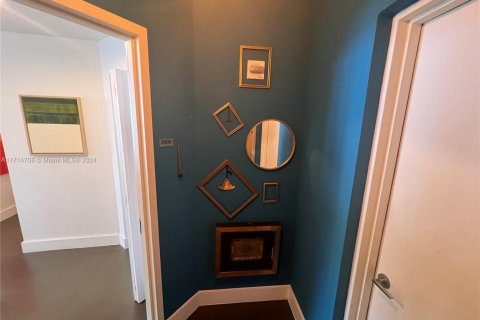 Copropriété à vendre à Miami, Floride: 2 chambres, 104.79 m2 № 1934847 - photo 5
