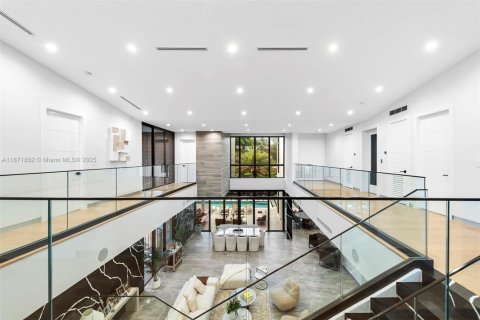 Купить виллу или дом в Халландейл-Бич, Флорида 7 спален, 516.54м2, № 1979867 - фото 26