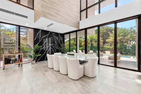 Купить виллу или дом в Халландейл-Бич, Флорида 7 спален, 516.54м2, № 1979867 - фото 19