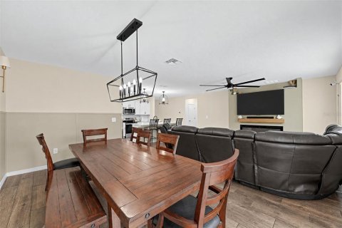Villa ou maison à vendre à Wimauma, Floride: 7 chambres, 312.34 m2 № 2410238 - photo 19