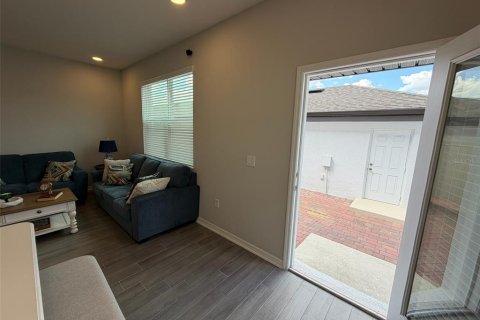 Townhouse in Winter Garden, Florida 3 bedrooms, 170.29 sq.m. № 2100903 - photo 22